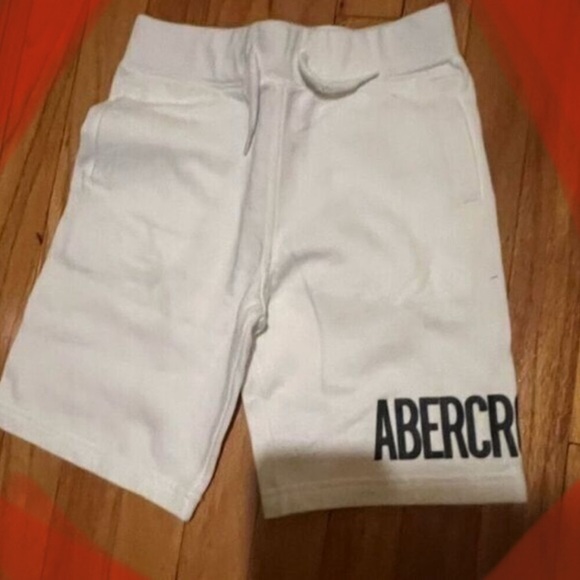 abercrombie kids Other - Abercrombie Kids White/Black Drawstring Short - New - Tag Fell Off